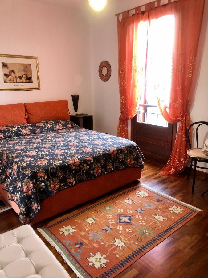 B&B Roomantic & Piscina Idromassaggio Cefalu Ngoại thất bức ảnh