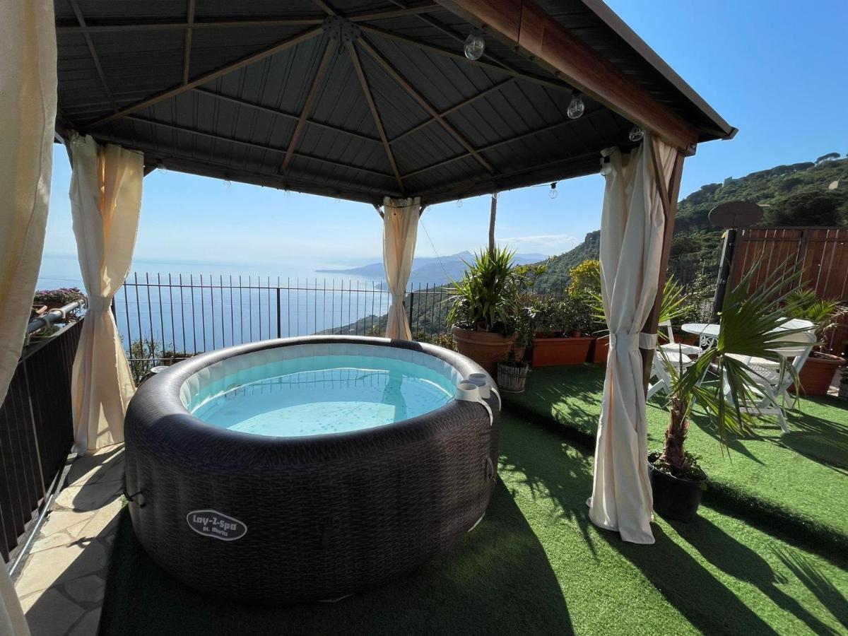 B&B Roomantic & Piscina Idromassaggio Cefalu Ngoại thất bức ảnh