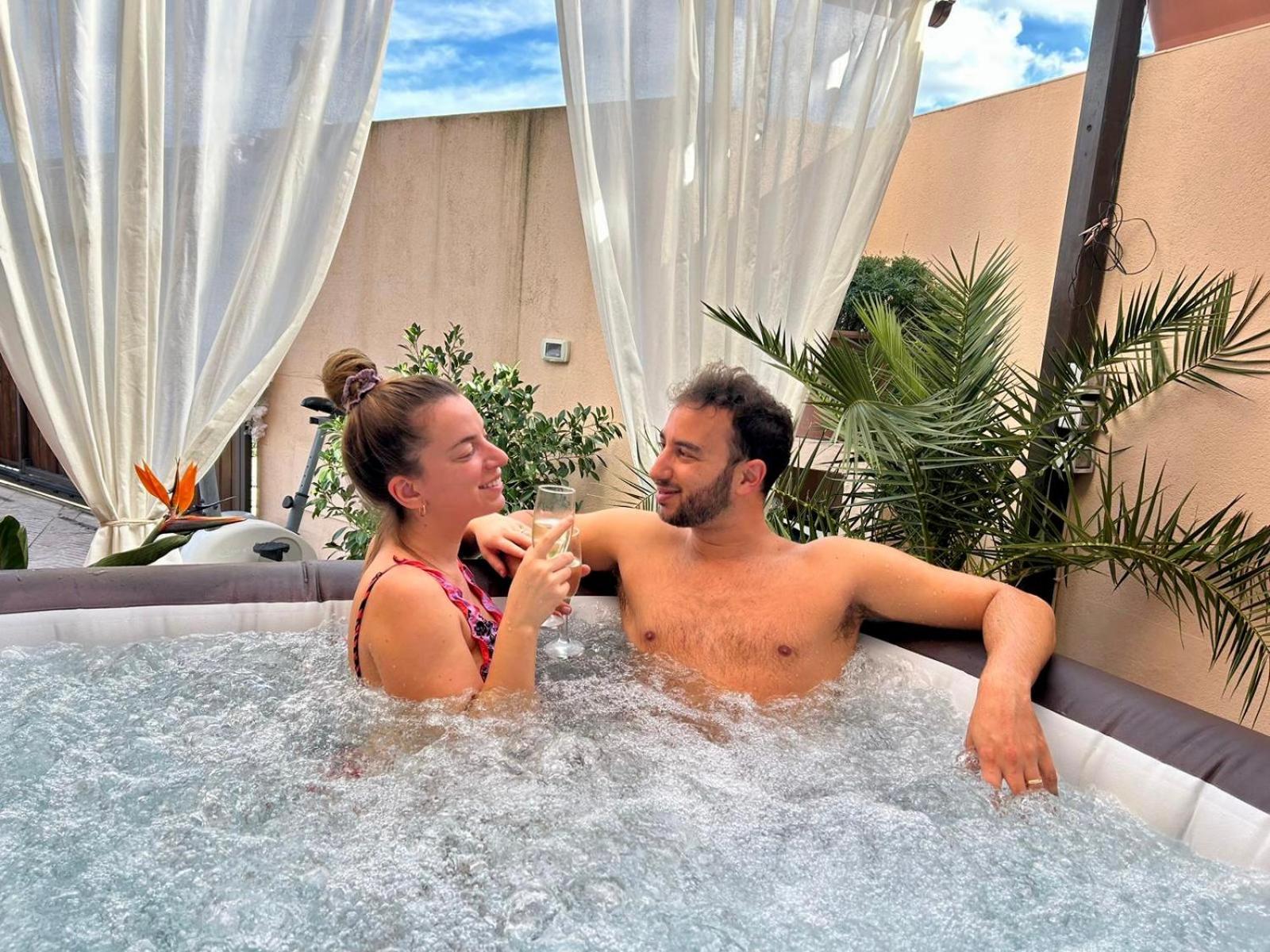 B&B Roomantic & Piscina Idromassaggio Cefalu Ngoại thất bức ảnh